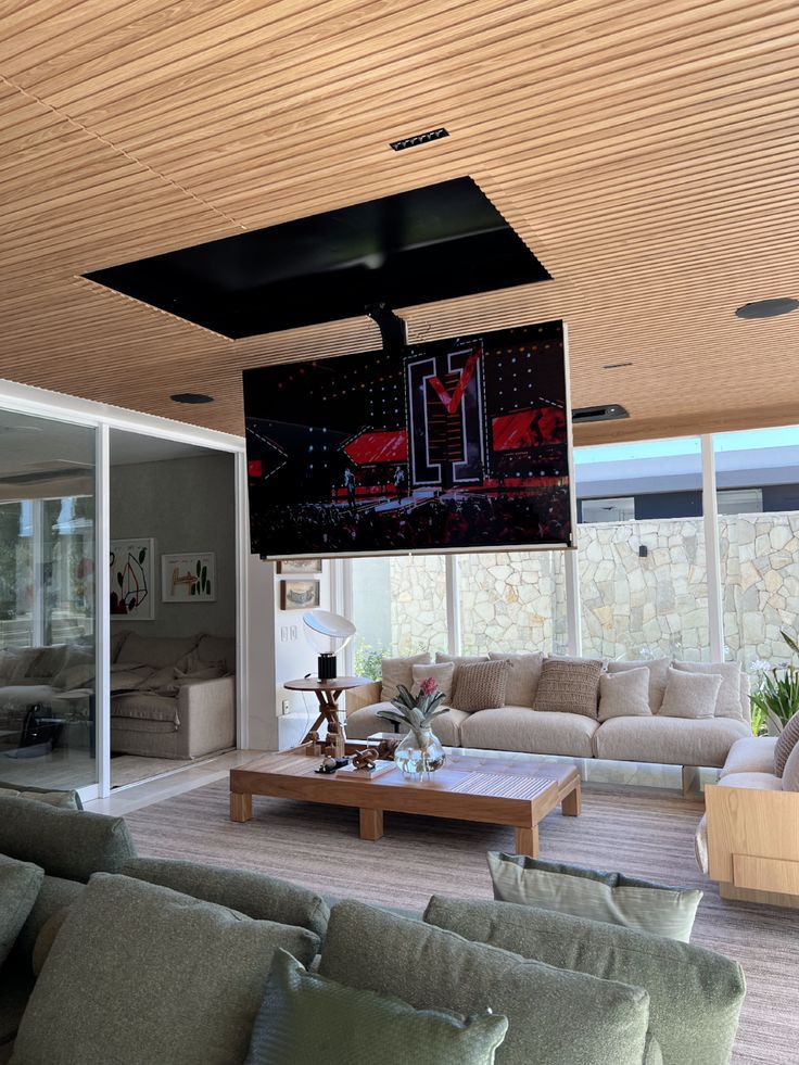 تی وی لیفت چرخشی چیست؟ طراحی و اجرای TV Lift چرخشی